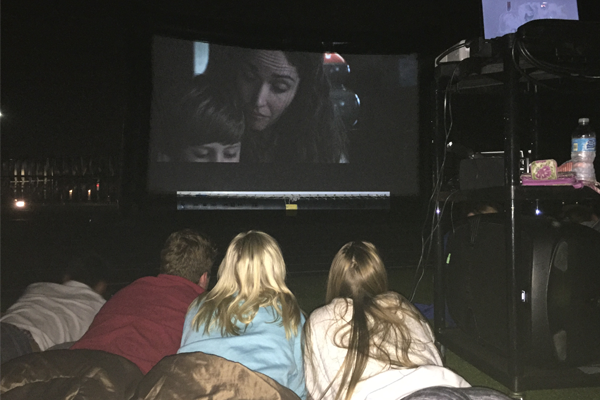 Senior events committee starts new tradition with Senior Movie Night