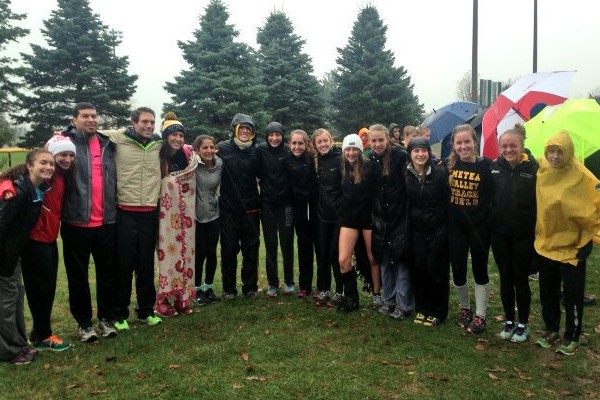 Girls cross country hitting stride as it qualifies for state