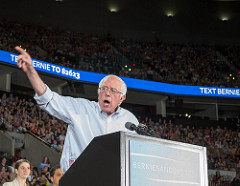 Bernie Sanders campaigning, Benjamin Kerensa; Bernie Sanders Rally; Flickr; 9 Aug. 2015; 11 March 2019.