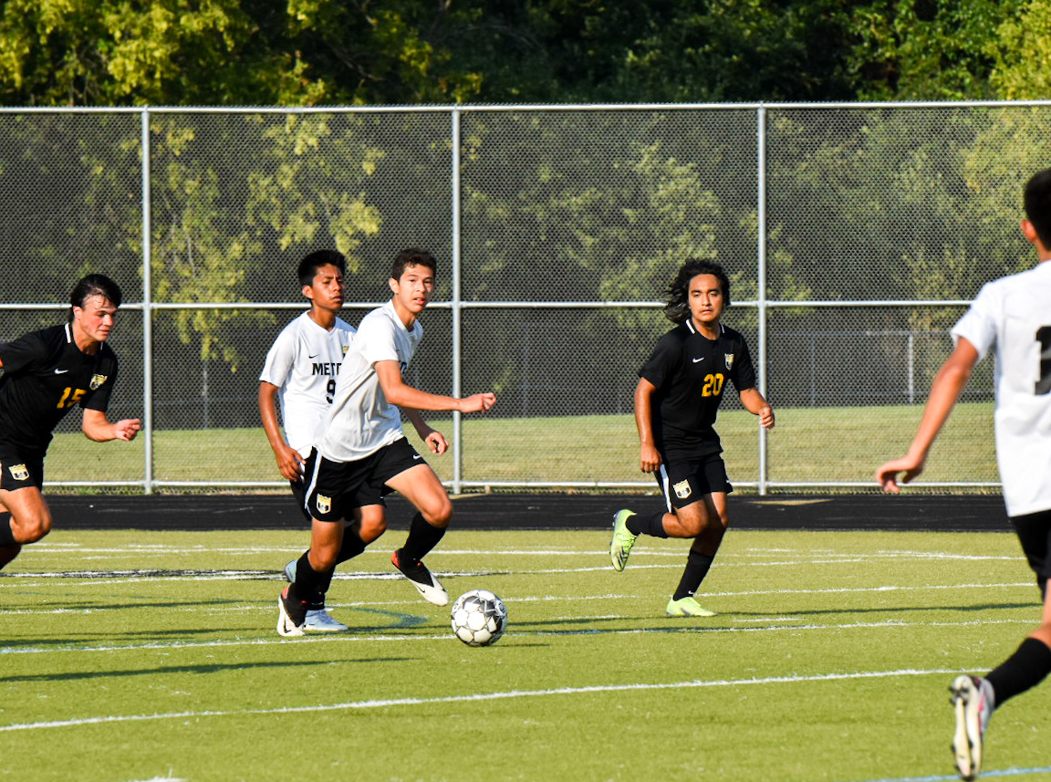 Trash talking is a staple of high school football - METEA MEDIA