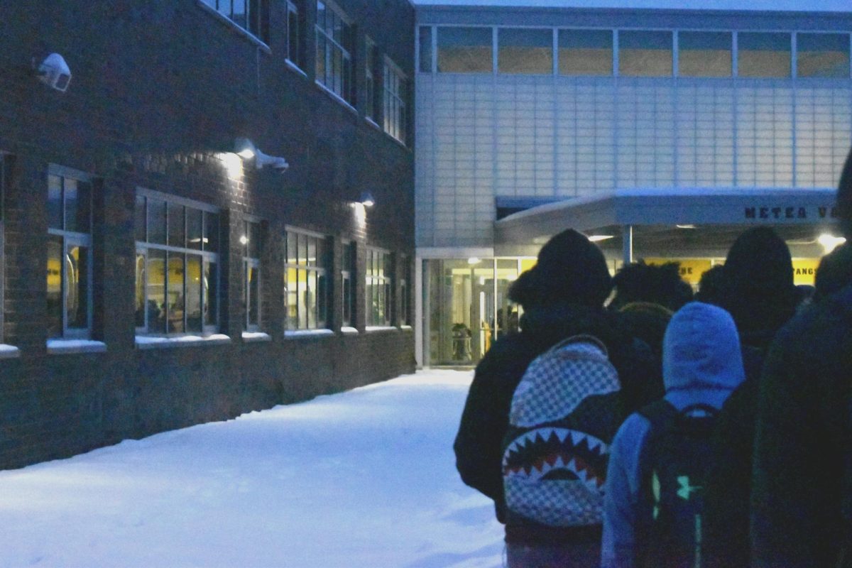 Faculty navigate building complications during extreme weather