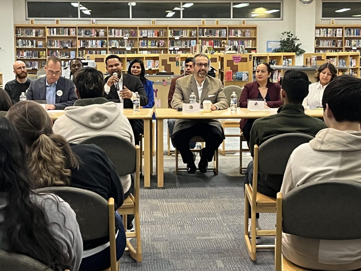 Mayoral candidates in attendance participate in a Q&A session.