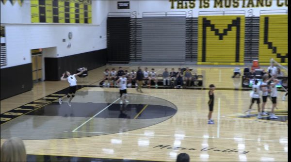 Mustangs lost in hard fought battle against Hinsdale South Hornets.