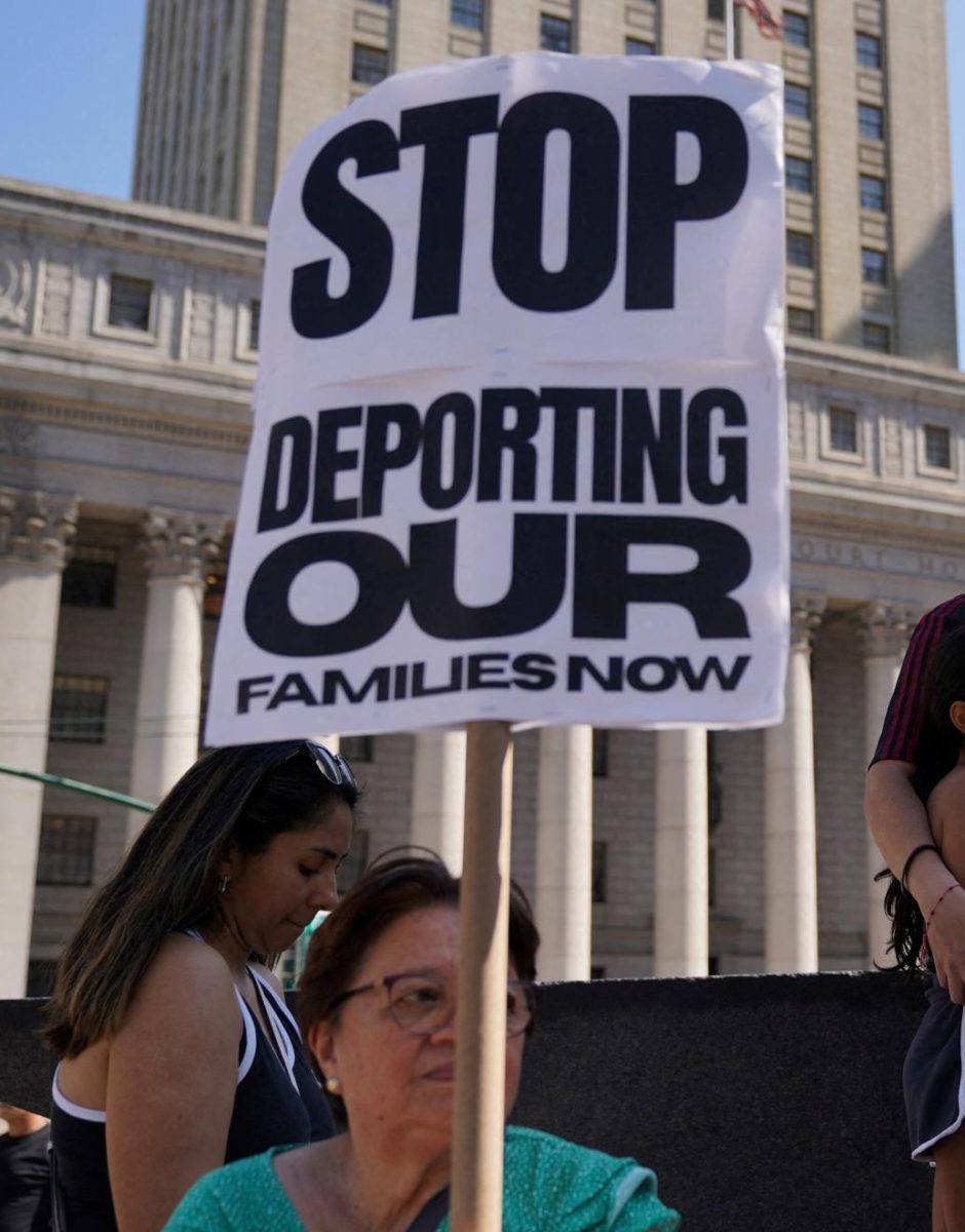 Protesters gather at Foley Square during an "ICE Out of New York: Stop the Deportation" rally in New York City, U.S., August 9, 2025. REUTERS/Ryan Murphy