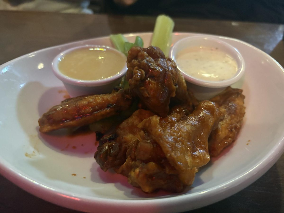 Miller's shows off their dry and sauceless wings.